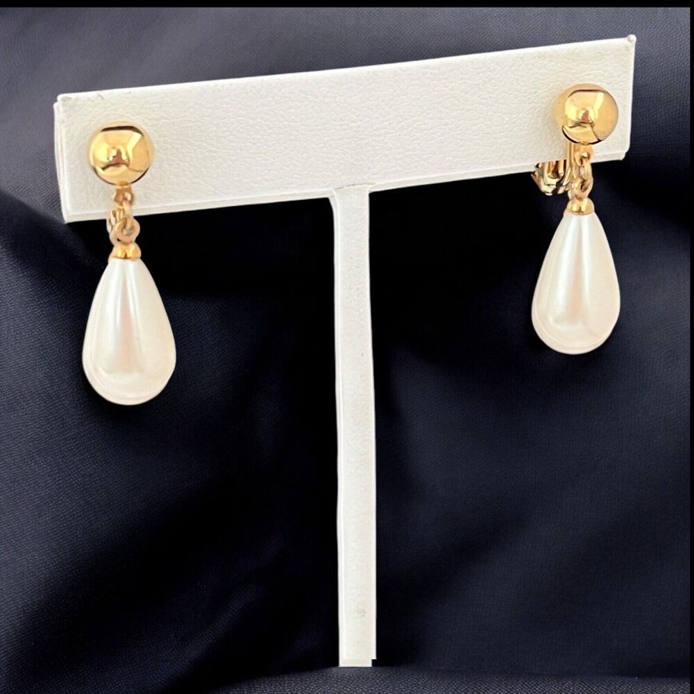 Vintage 1980s Monet Drop Earrings Gold Tone Simulated Pearl Clip On - 12A